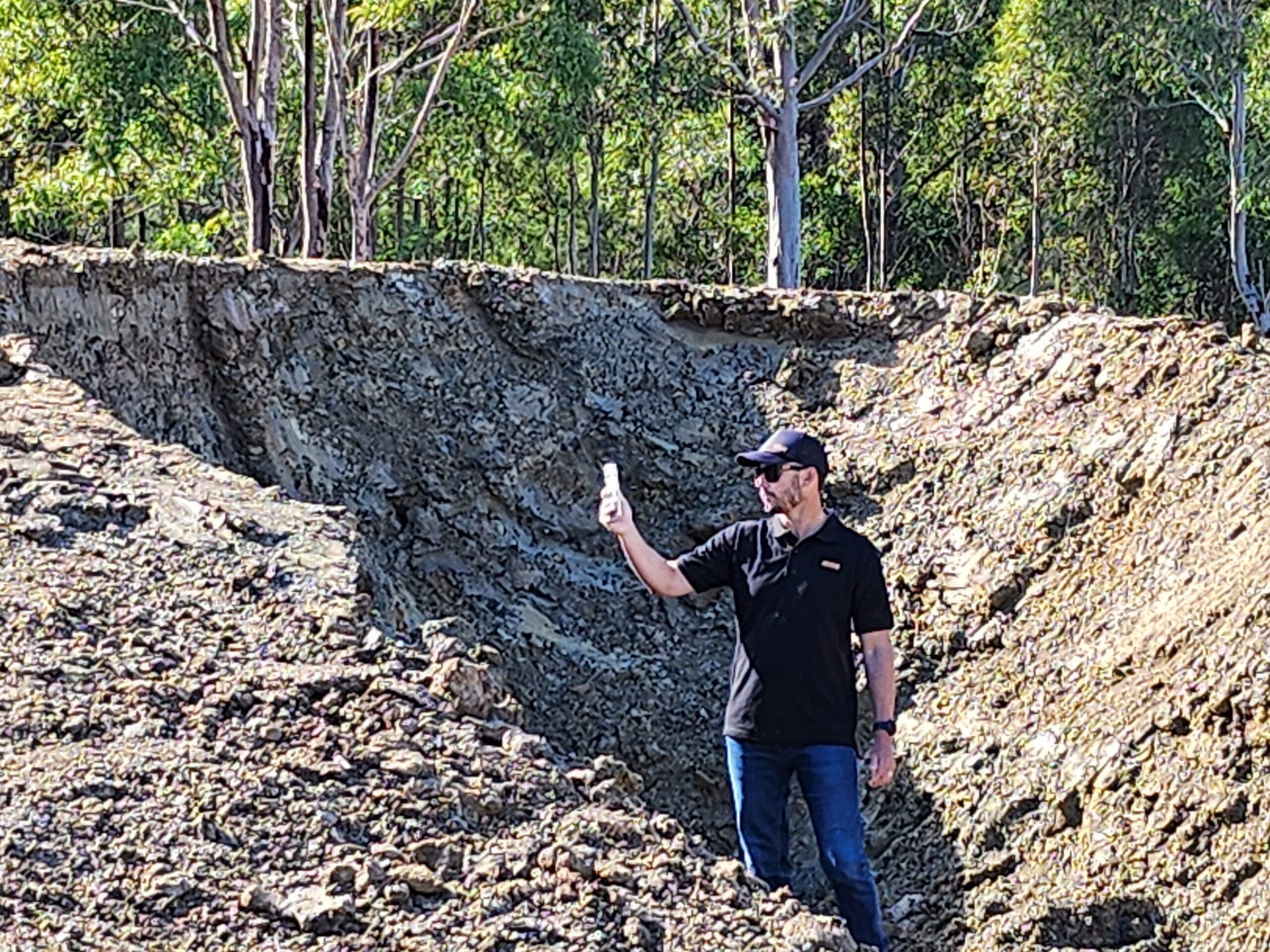 Using the Iphones LiDAR technology to create stockpile reports faster and more accuratly than ever.